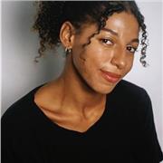 Tutor qualificata con anni di esperienza in discipline umanistiche e linguistiche